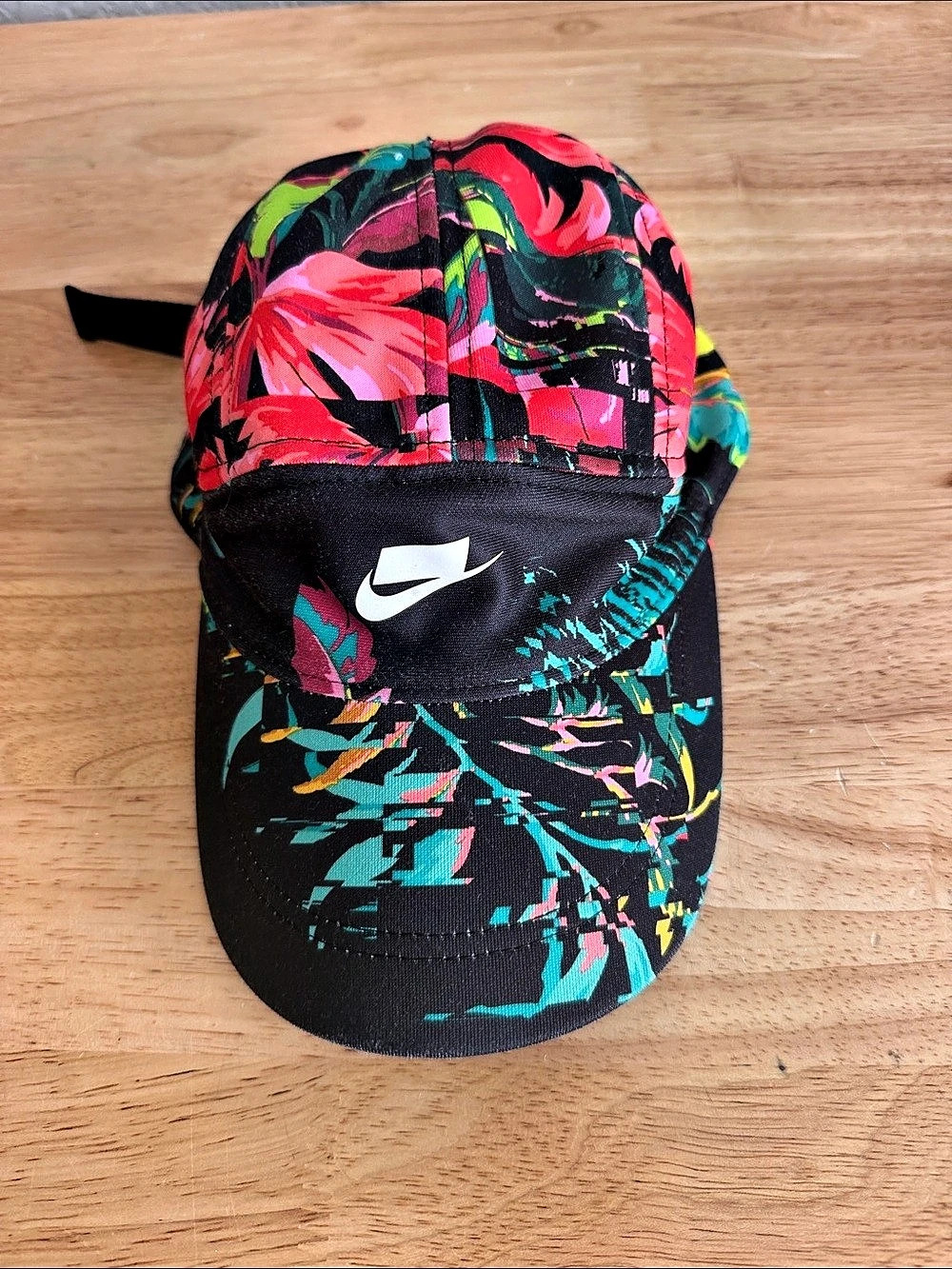 Nike NSW Tailwind Floral Cap Printed Athletic Cap Black & Pink